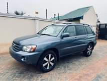 A picture of Toyota Highlander 05 Registered
