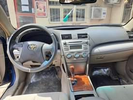 A picture of TOYOTA CAMRY