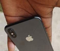 A picture of Iphone x