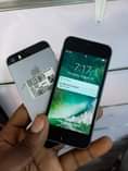 A picture of Iphone 5s