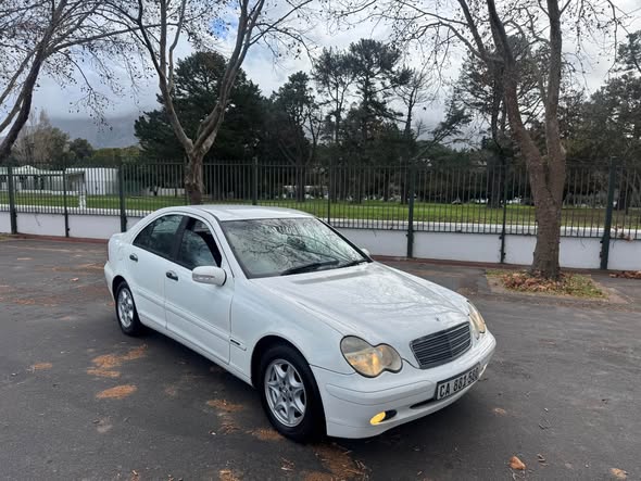 mercedes benz c180
