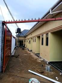 A picture of Rentals on a quick sale Location Kawaala near the main.