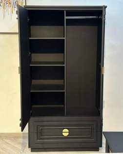A picture of Wordrobe 3by6ft