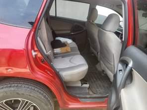 A picture of 2009 10 Toyota RAV4 V4 venza engine Less than a