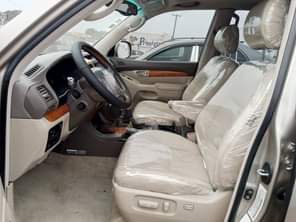 A picture of For sale Slightly used 2006 Lexus GX470 Full option With