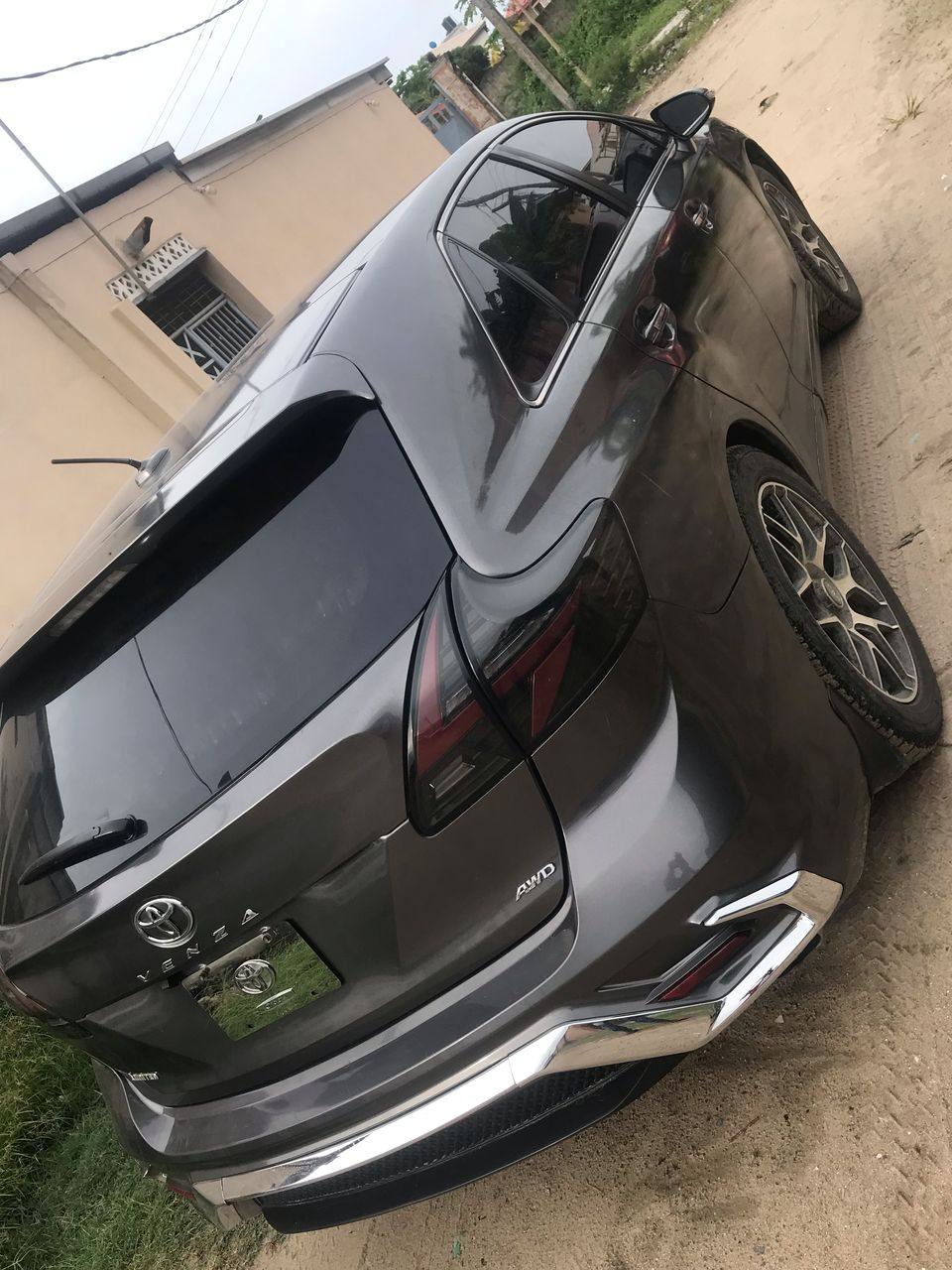 A picture of Toyota venza