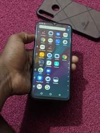 A picture of Infinix hote 8 Gb 32 ram 2 bei 100k Tu