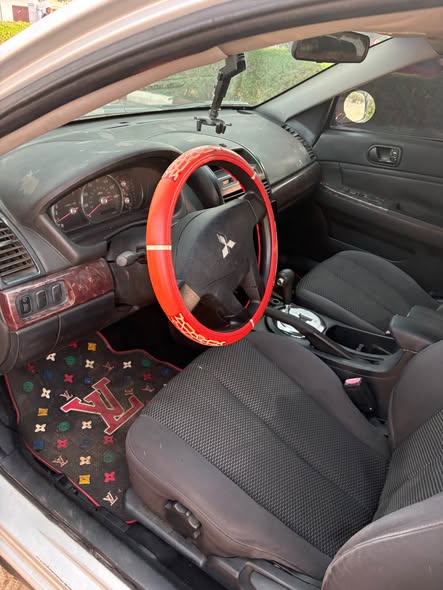 A picture of Mitsubishi outlander 2006