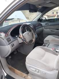 A picture of Distress sells Price drop Toyota Sienna 07 Neatly Used Registered