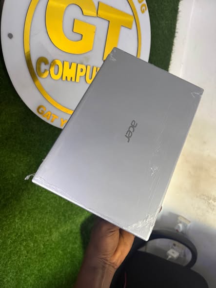 A picture of Recent Acer laptop 16gig ram 512gig ssd 12th generation core