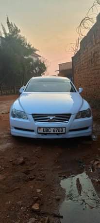 A picture of Toyota Mark x2006
