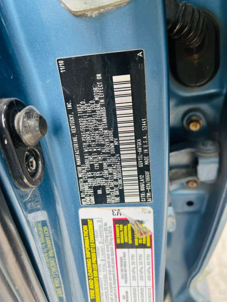 A picture of Toyota Venza XLE
