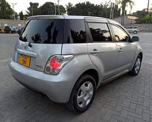 A picture of Toyota ist