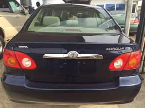 A picture of Toyota Corolla 09161519383 Automatic Wheel covers Fabric interior Keyless entry