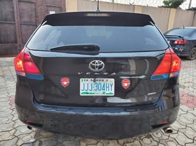 A picture of 2010 Toyota Venza Registered Engine Gear Ac Fullest Option Double