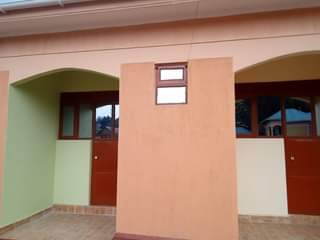 A picture of Single rms for rent in Kawempe Lugoba UGX130k. TEl 0700735093
