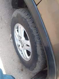 A picture of 2005 Honda CR V Honda 4 trim