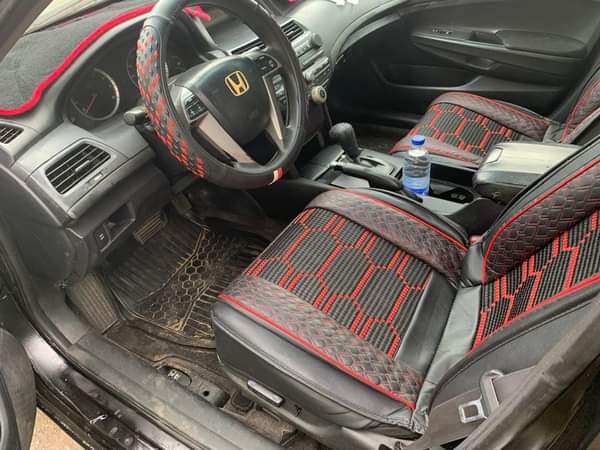 A picture of Honda Accord 2008 engine and Gear ac working location alapere