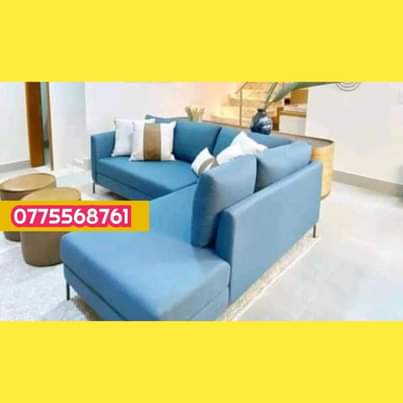 classifieds/furniture sofas