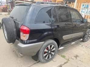 A picture of KB AUTOs Toyota Rav4 YEAR 2004 model My direct deal