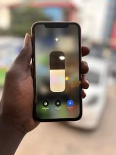 A picture of Iphone XR
