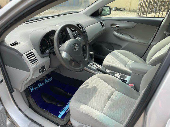 A picture of Corolla