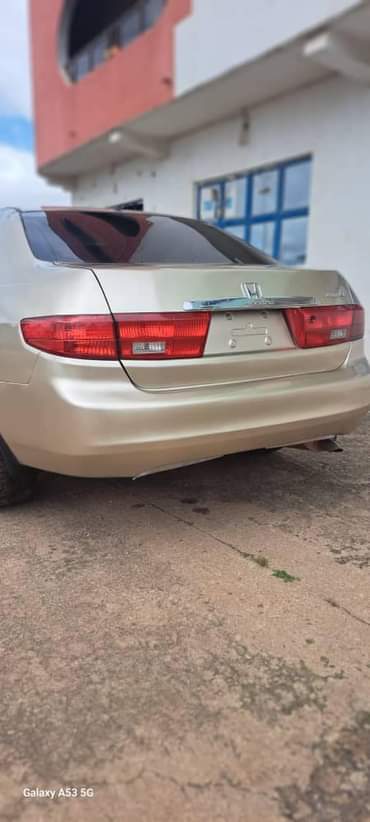 A picture of FOR SALE TWO UNITS OF SHARP HONDA ACCORD EOD BUY
