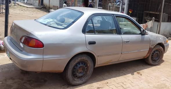 A picture of Toyota Corolla 2000 Okerejowolo with little tapping Engine Gear Ac