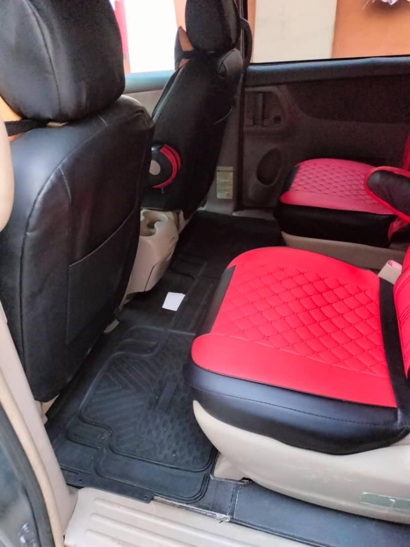 A picture of Sound 2005 Toyota sienna