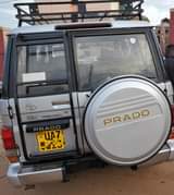 A picture of TOYOTA LAND CRUISER PRADO