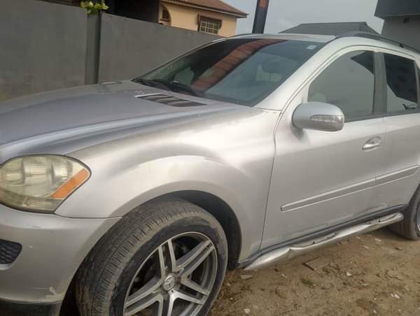 A picture of Distress Tok accident Free Owner need cash today everything work