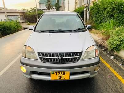 A picture of TOYOTA NADIA