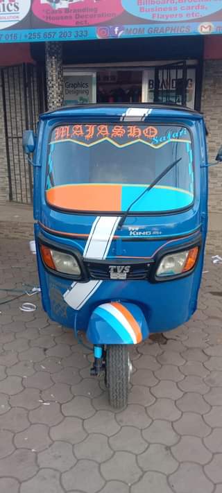 A picture of Bajaji bajaji full document kuwasha na kuondoka stater jino moja0759874070