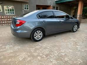 A picture of Extremely CLEAN 2013 Honda civic Belgium standard with Untampered engine