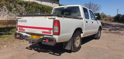 used nissan hardbody