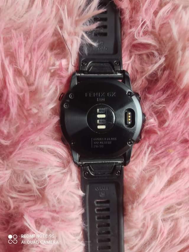A picture of I am Selling Secondhand Garming 6x PRO its so clean