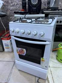 A picture of Jiko lipo clean sanaaa Gass plate 2 Umeme plate 2