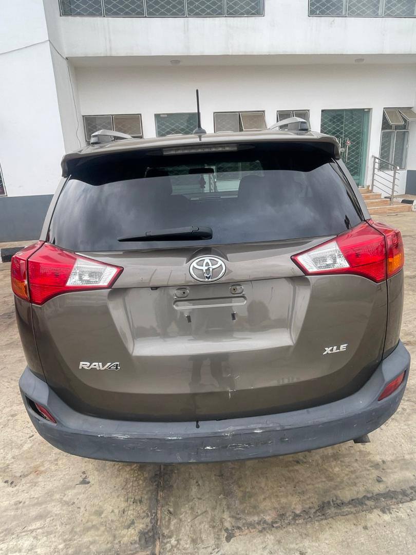 A picture of Toyota RAV4 2014 XLE