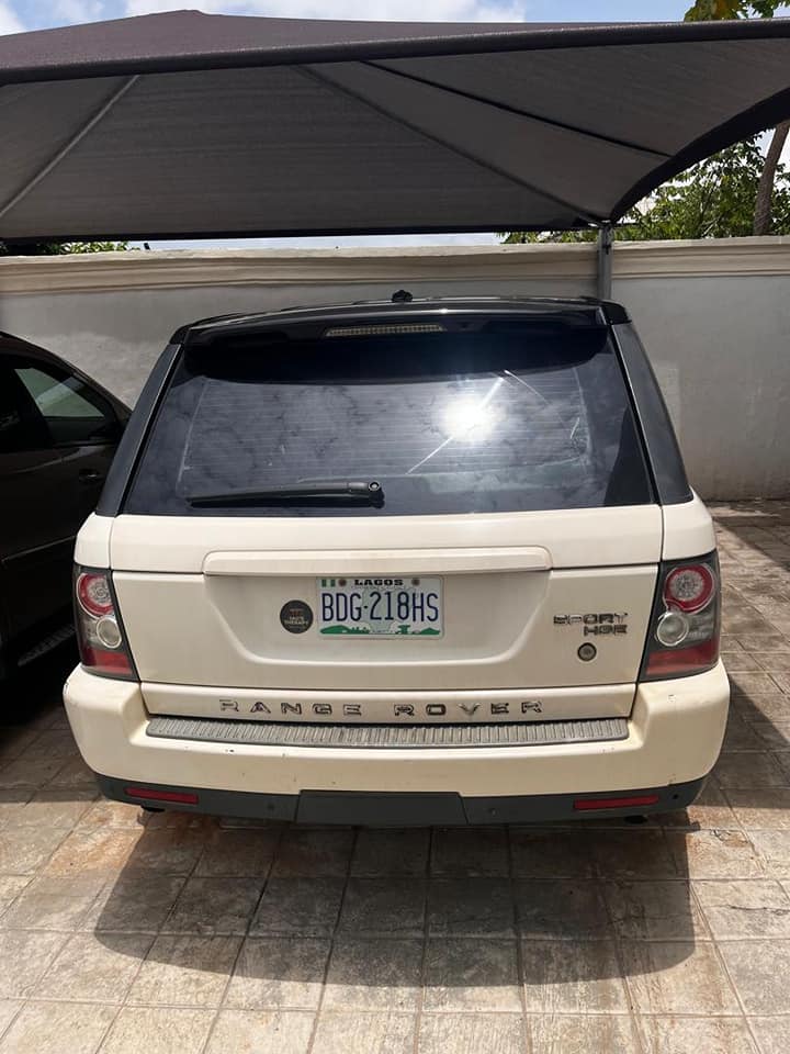 A picture of Range Rover sport 2010 Gear and Ac good Engine is