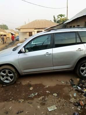 A picture of Toyota Rav 4 2008 model for sale Sound untampered engine