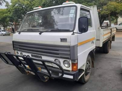 classifieds/cars mazda