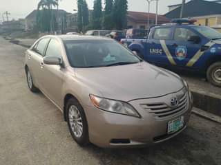 A picture of Toyota Camry 09 Nigeria used first body 08030481307