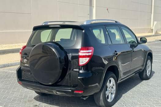 A picture of Toyota Rav4 2011 gcc watsapp 0551513562
