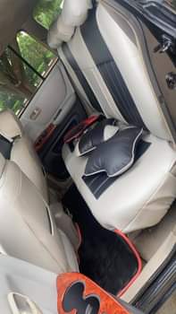 A picture of Neatly used Toyota Highlander 2005 model Everything is intact Buy