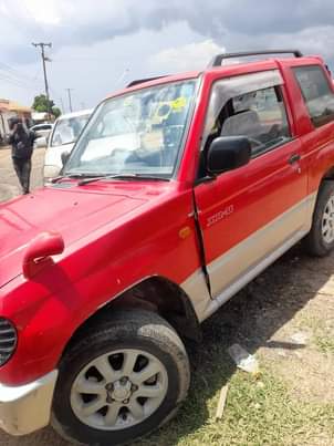 used mitsubishi pajero