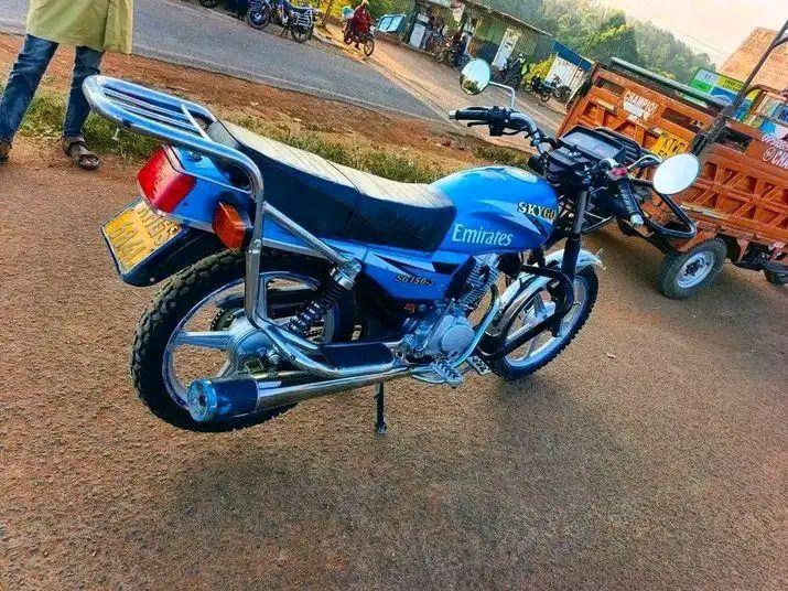A picture of LIPA MDOGO MDOGO MOTORBIKES