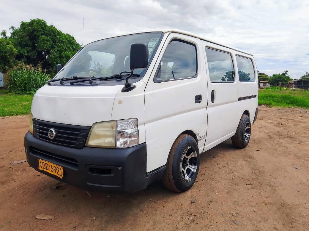 used nissan caravan