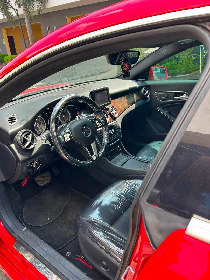 A picture of Distress sales Mercedes Benz CLA250 2016 Foreign used Accident Free