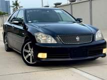 A picture of 2004 TOYOTA CROWN ATHLETE