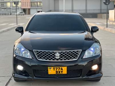 A picture of Crown New model